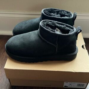 UGG Ultra Mini Classic Boot